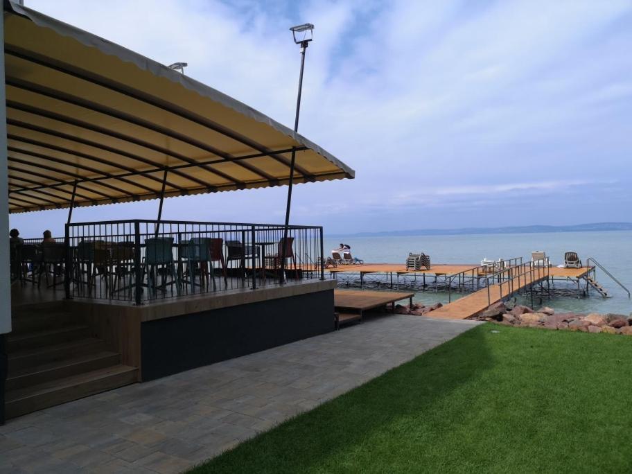 BalatonvilágosDalma Panzio住宿加早餐旅馆 外观 照片